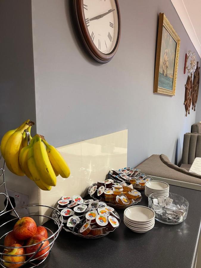 Palm Court B&B Ilfracombe Luaran gambar