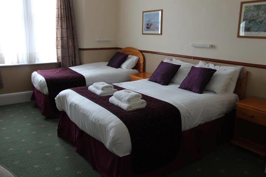 Palm Court B&B Ilfracombe Luaran gambar